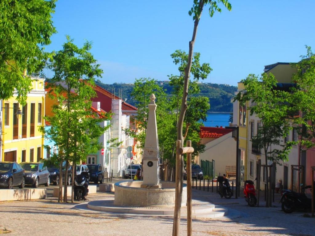Largo Da Paz 24 Apartment Lisbon Luaran gambar